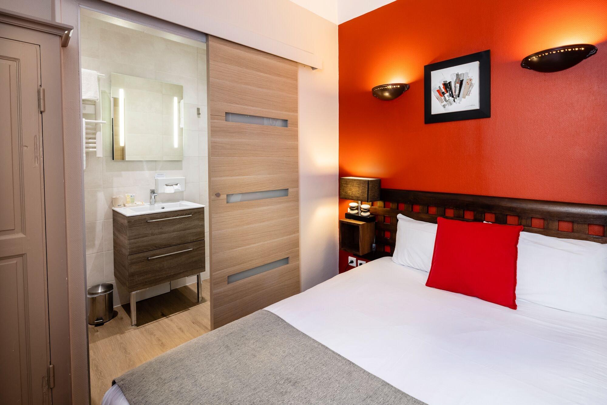 Hotel Best Western Le Comtadin Carpentras Esterno foto