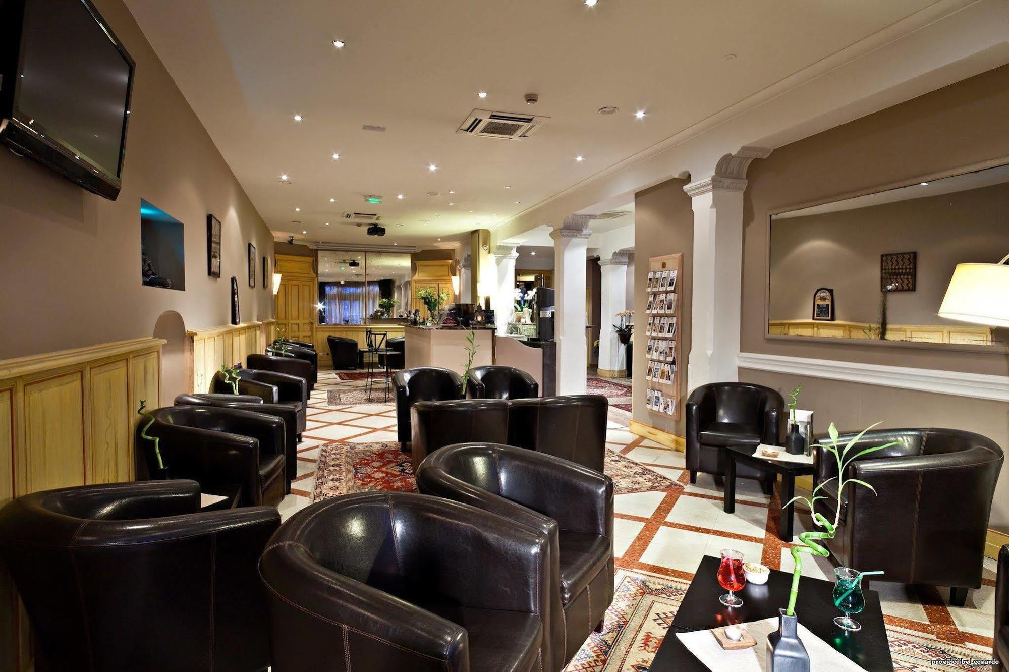 Hotel Best Western Le Comtadin Carpentras Interno foto